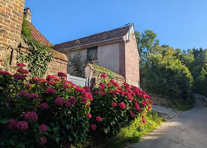 La Cachette De Lola